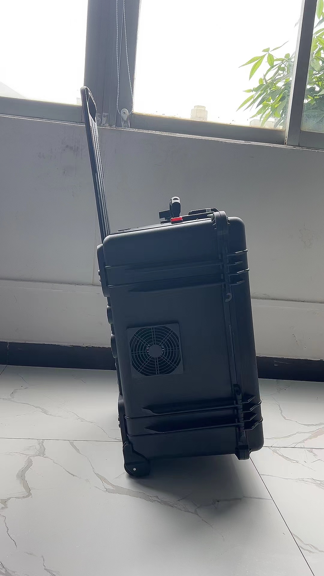 江阴手拉箱型移动通信干扰器